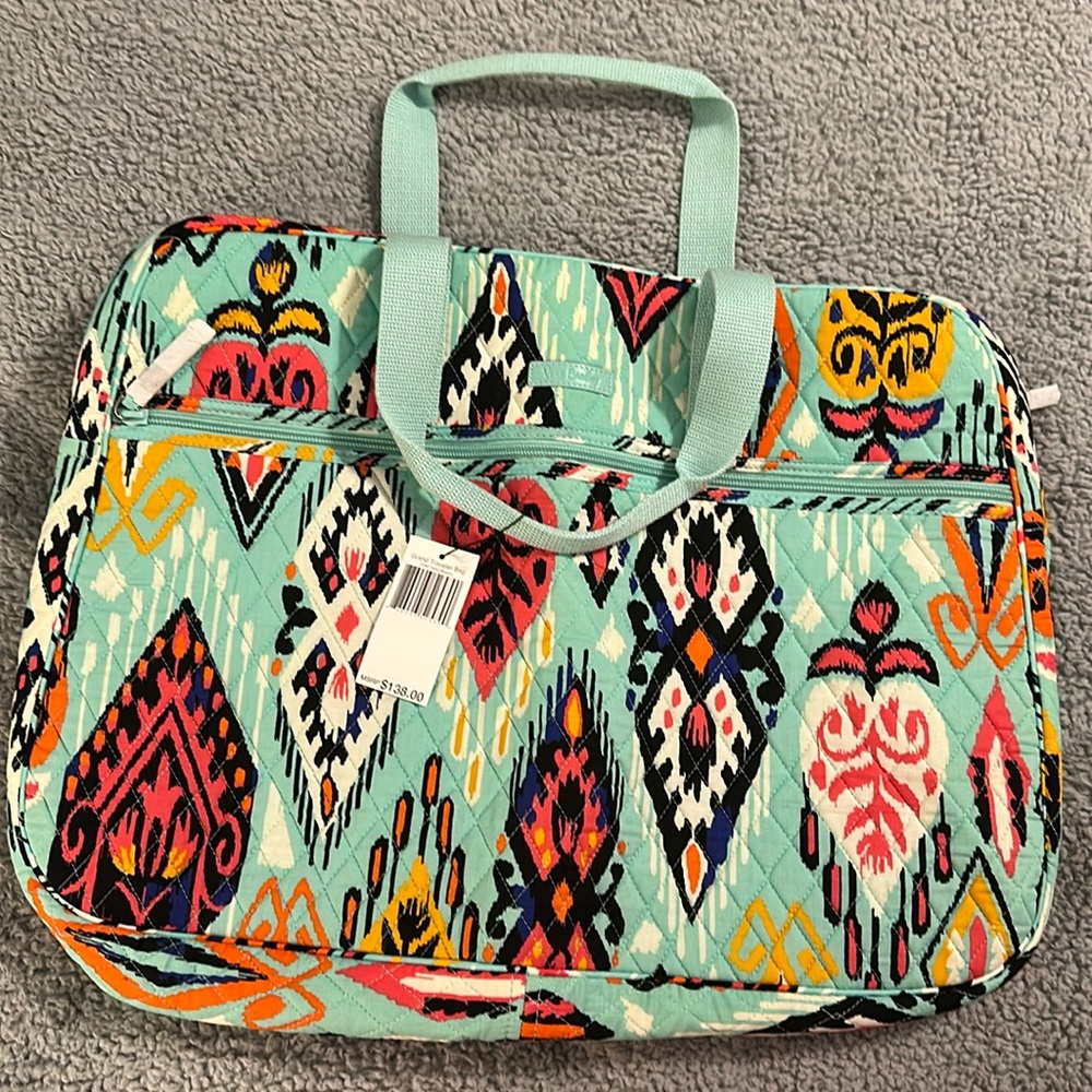 New Vera Bradley Pueblo pattern Grand Traveler bag